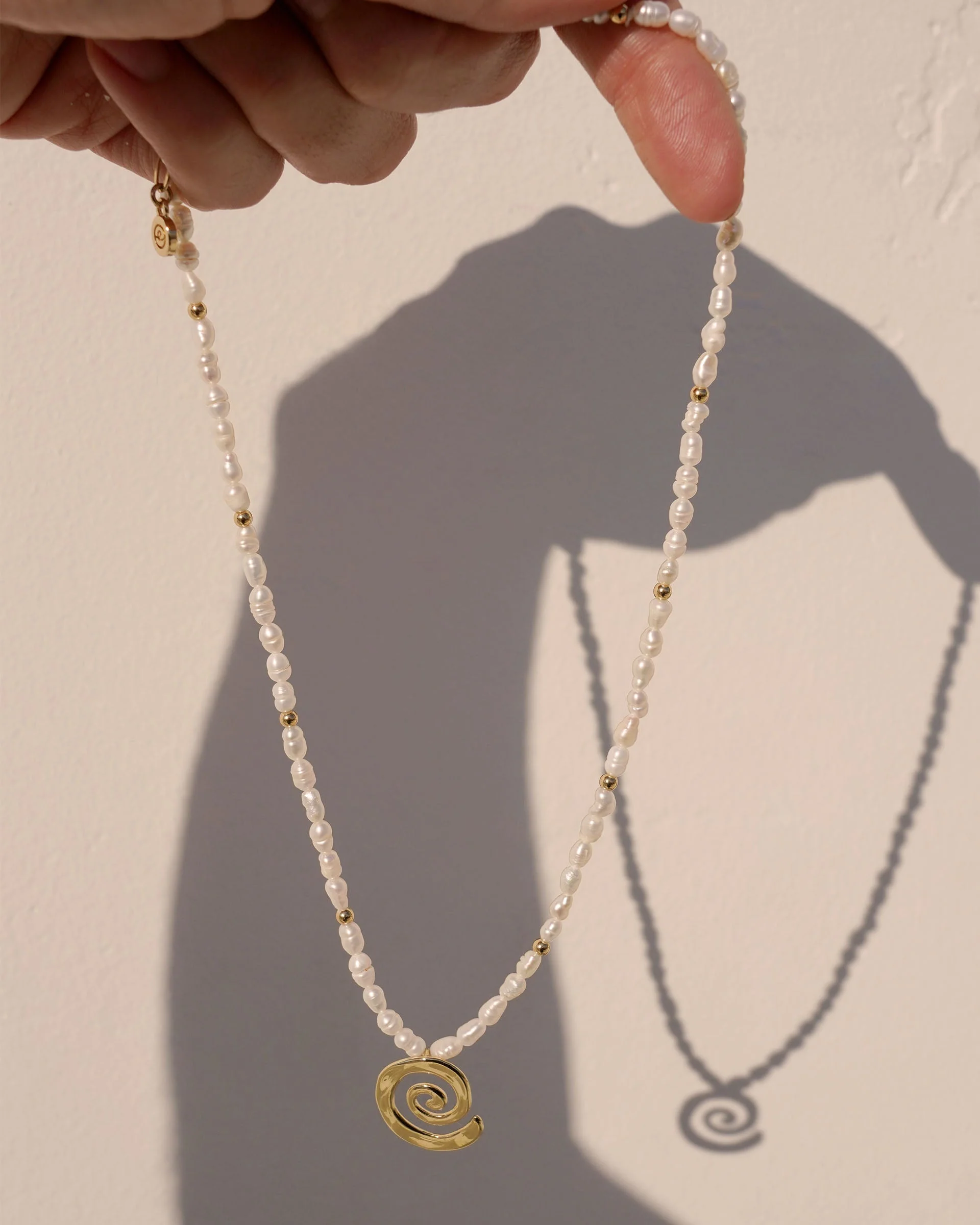 Aura Pearl Necklace - Image 6