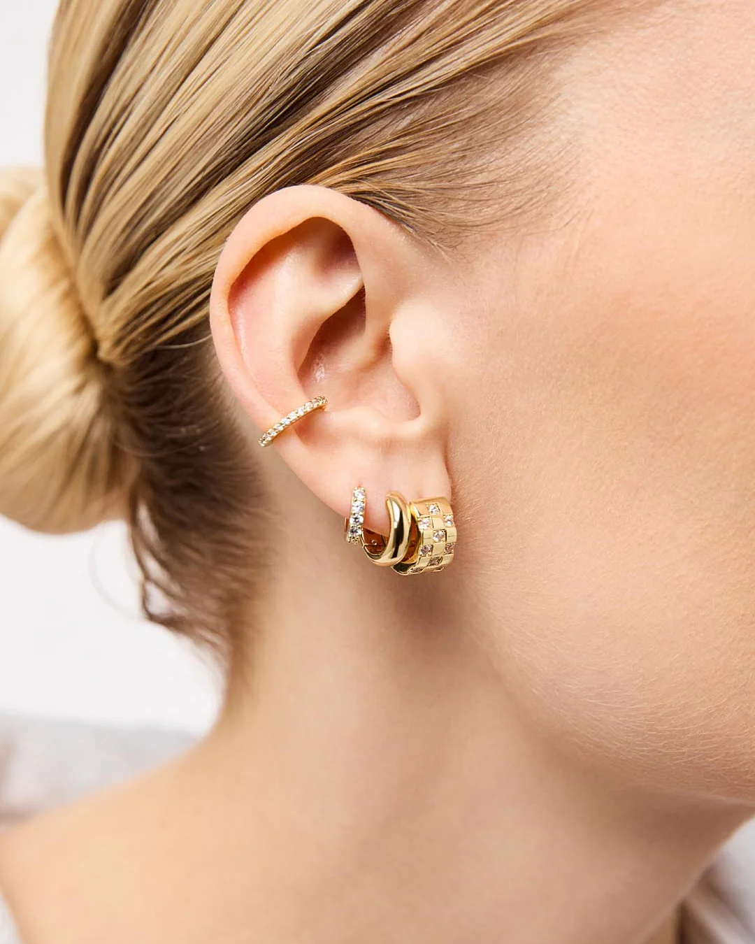 Bold Huggie Hoops - Giulia - Image 2