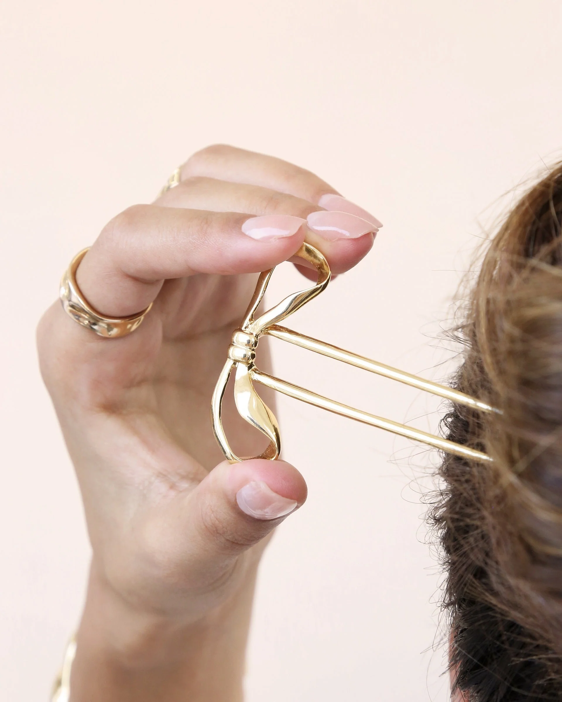Bow Organica Hair Pin - Image 2
