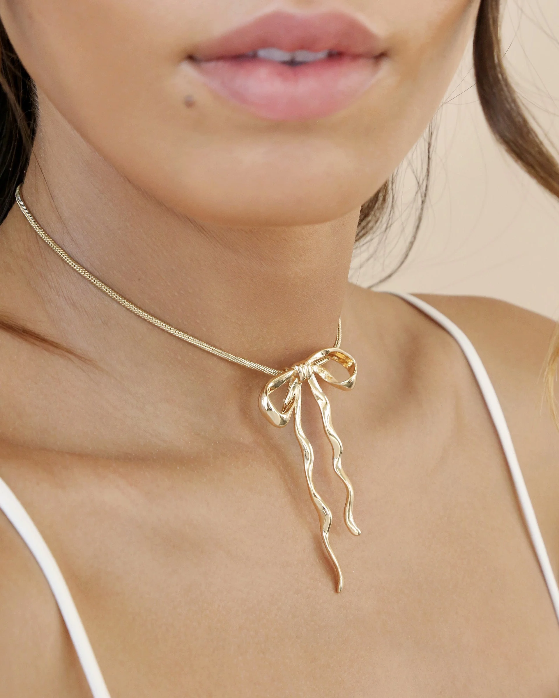 Bow Organica Pendant Necklace - Image 2