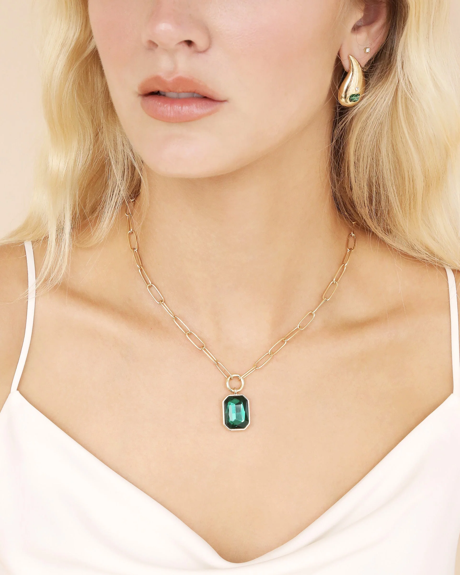 Deco Pendant Necklace - Image 11