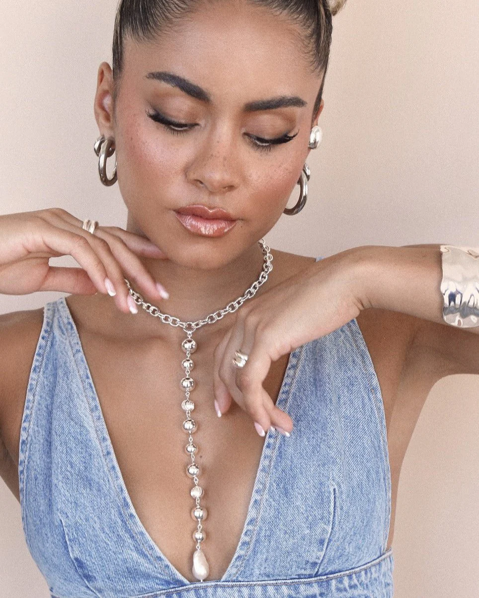Deep Drop Pearl Lariat Necklace - Image 6