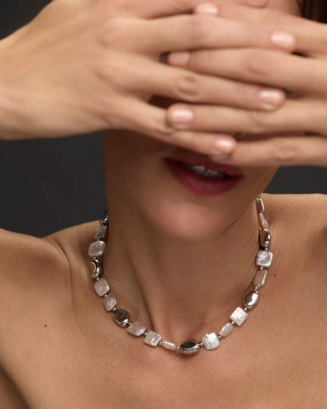FRESHWATER PEARL PINA NECKLACE SILVER - Image 2