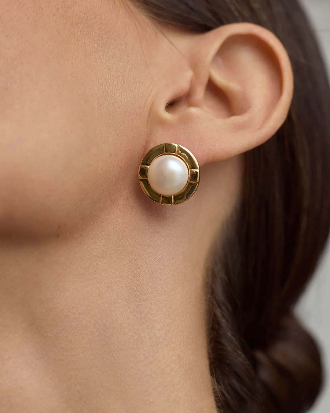FRESHWATER PEARL THALES EARRINGS - Image 2