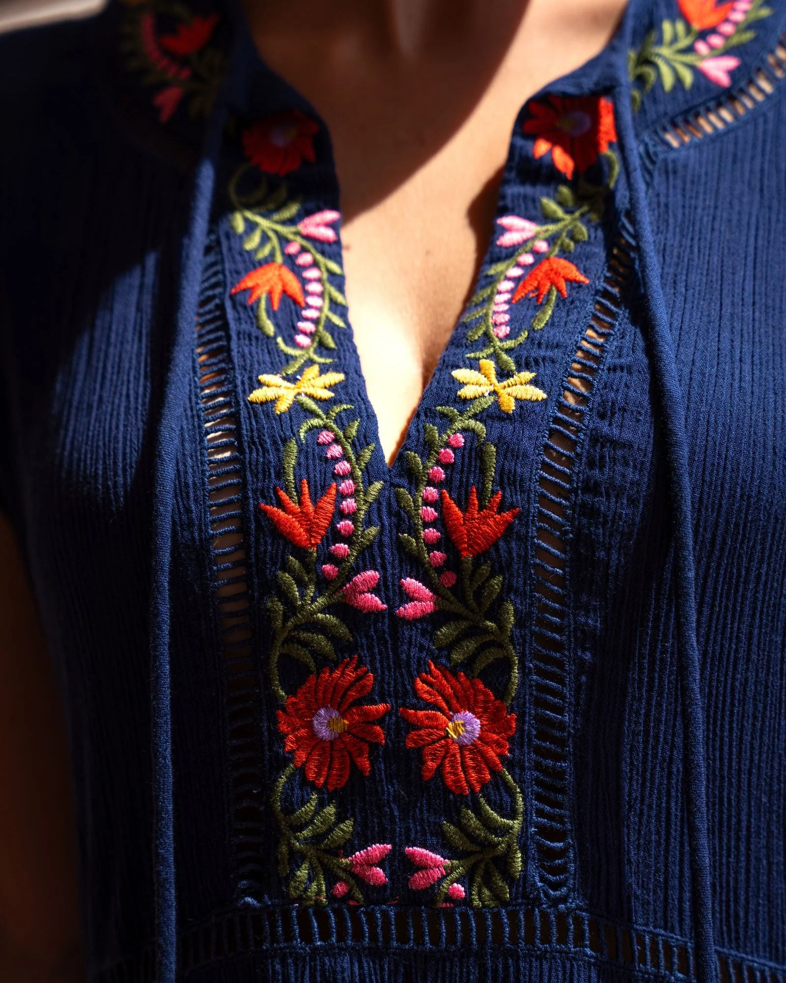 Gari Dress In Gardenia Embroidery - Image 5