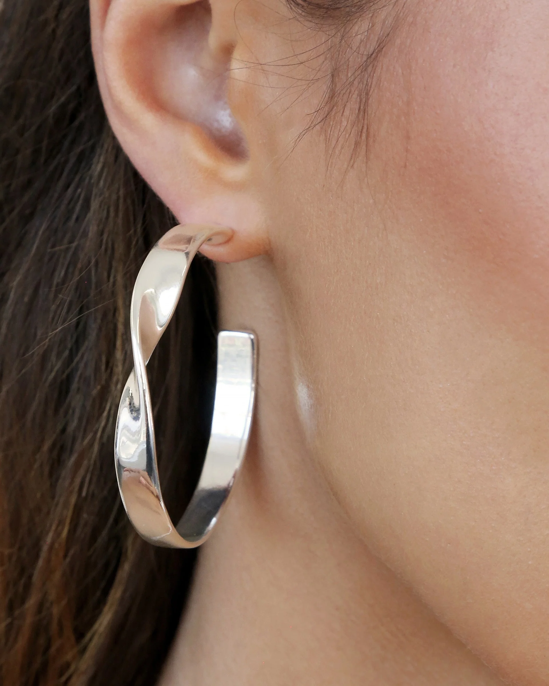 Heirloom Twist Large Hoops - Image 6