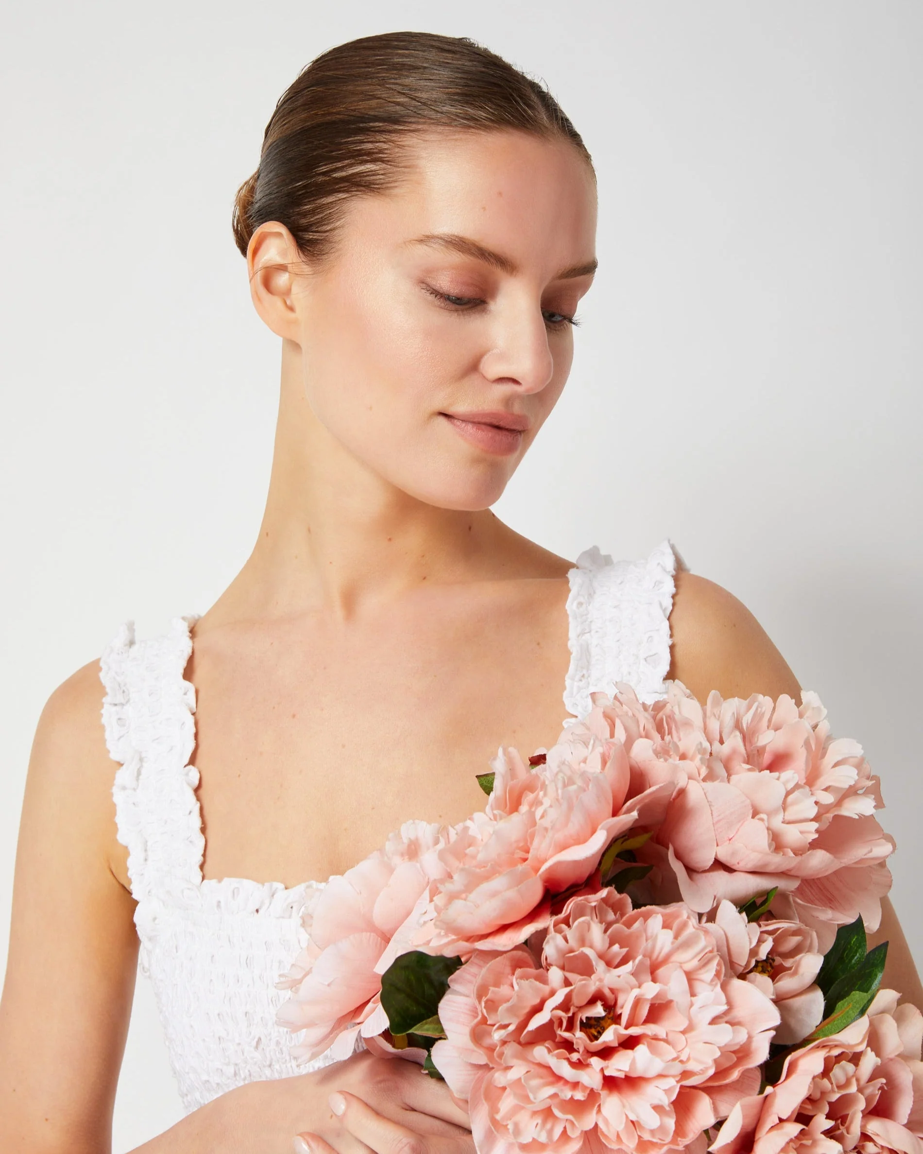 Kristen Dress Fresh White Seaside Eyelet - Image 14