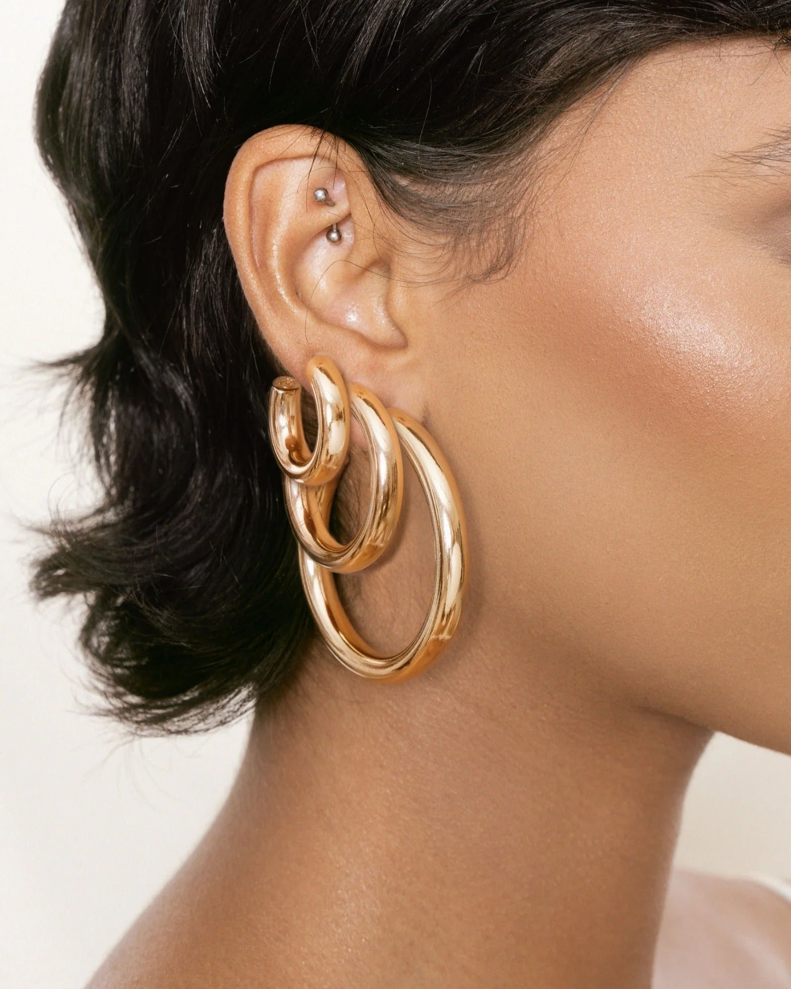 Large Thick Classic Hoops - Image 4