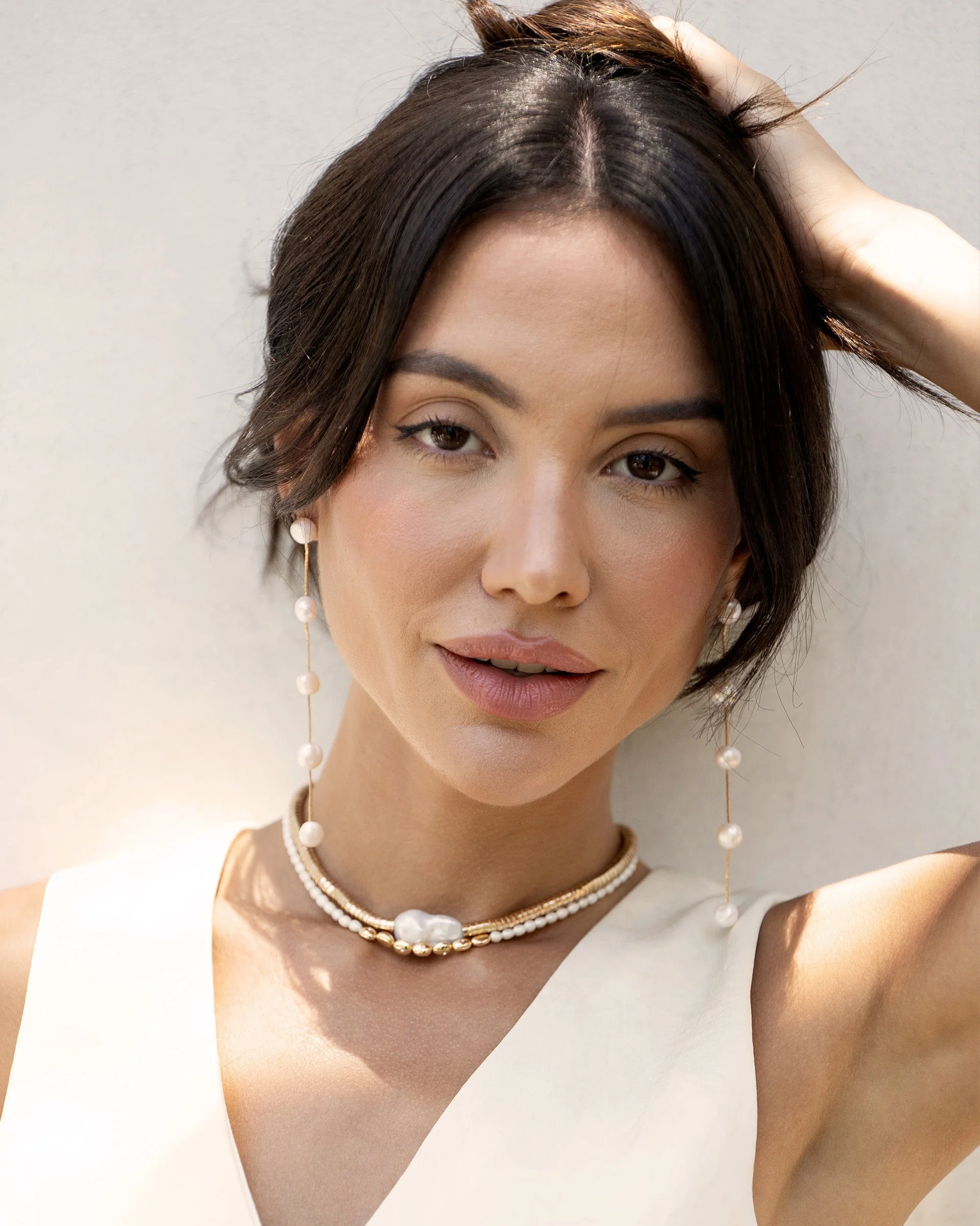 Liquid Gold and Pearl Choker - Image 7