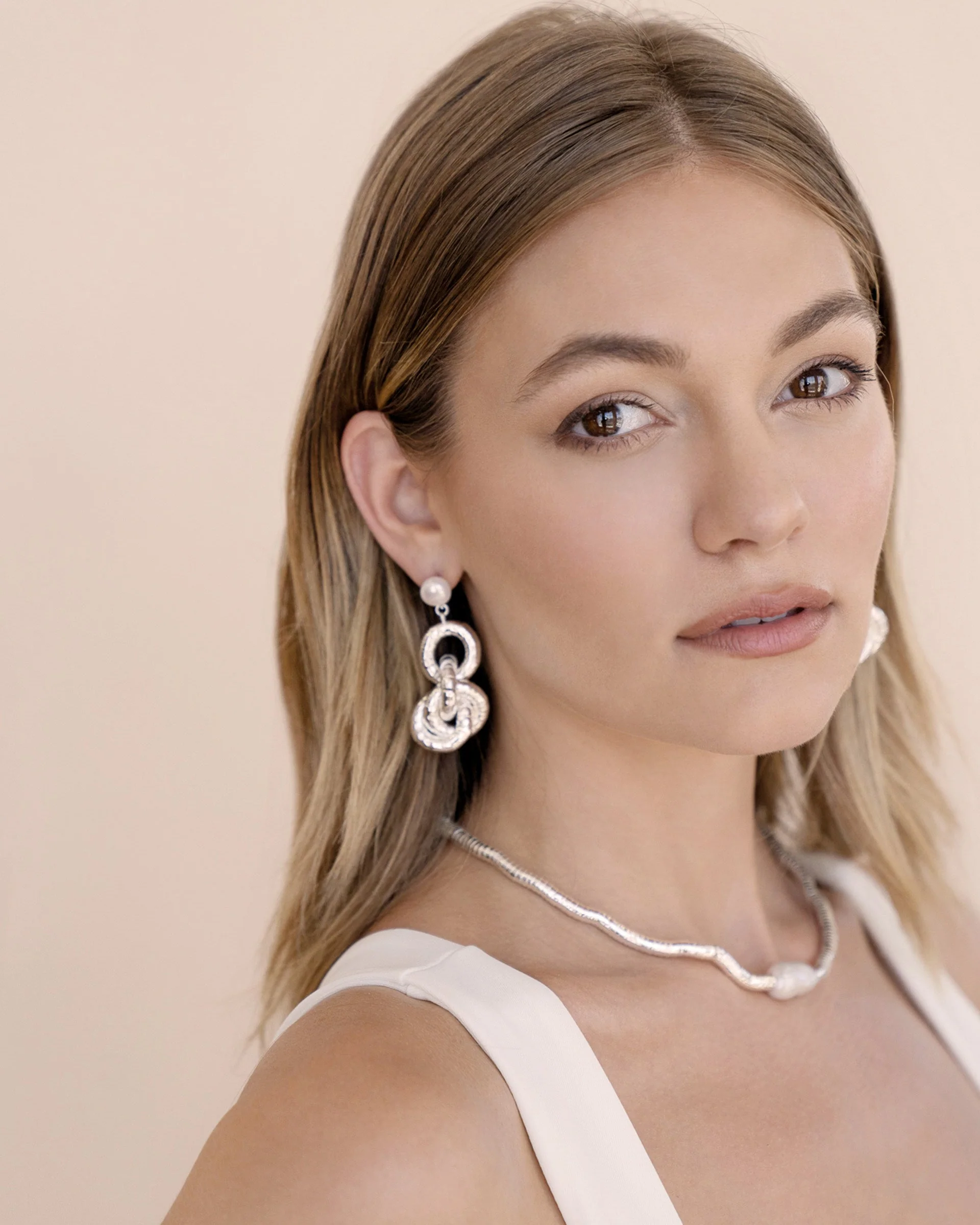 Liquid Gold Pearl Drop Earrings - Image 8