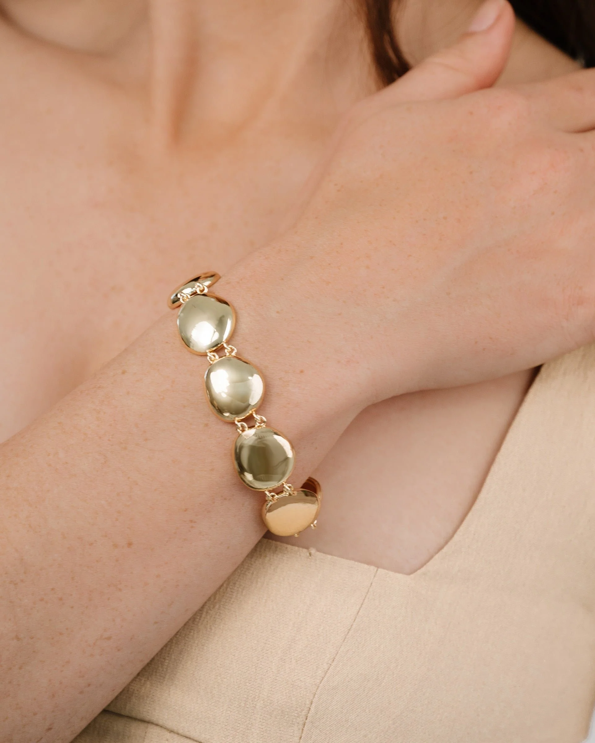 Polished Pebble Linked Bracelet - Image 2