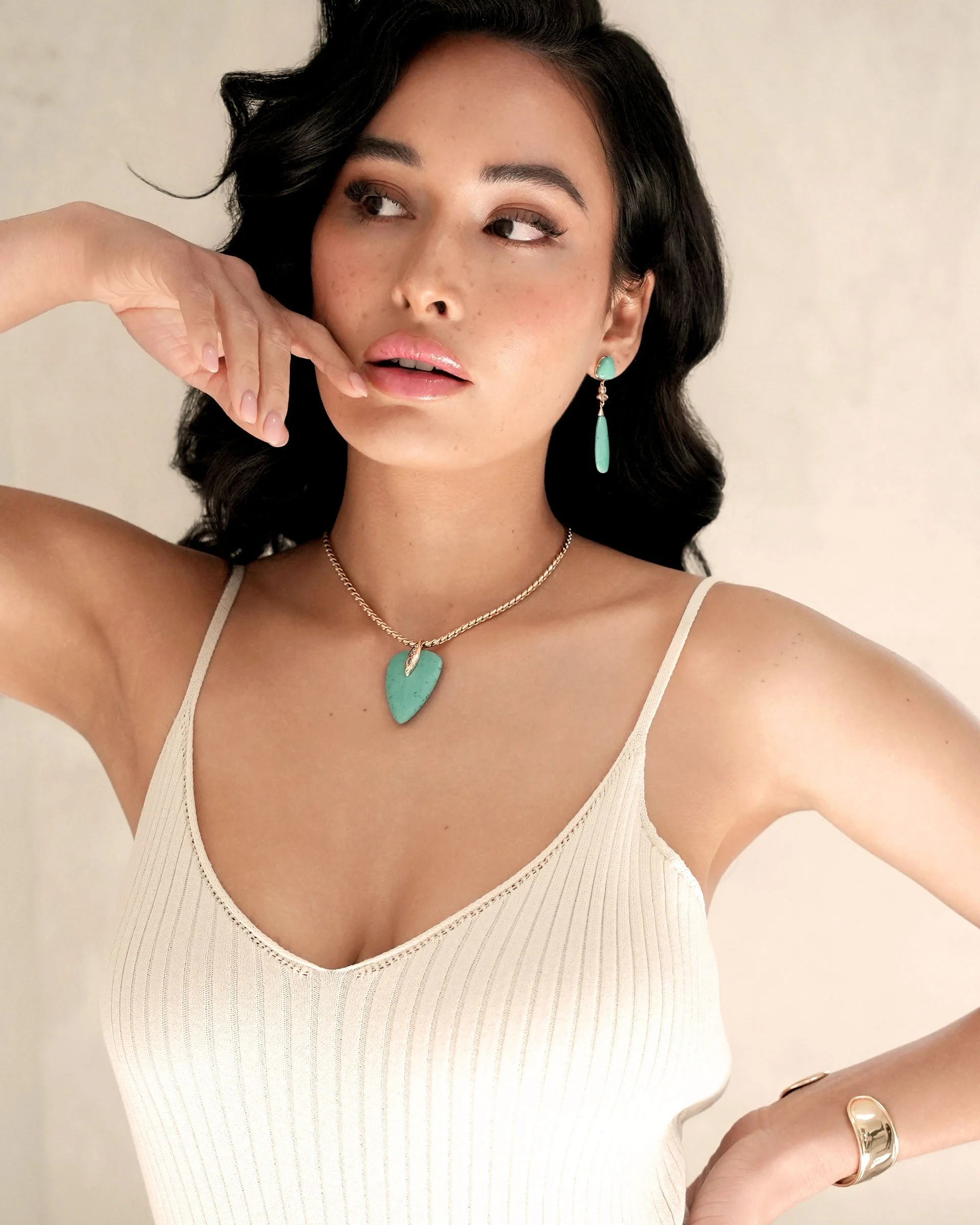 Turquoise Solstice Pendant Choker - Image 3